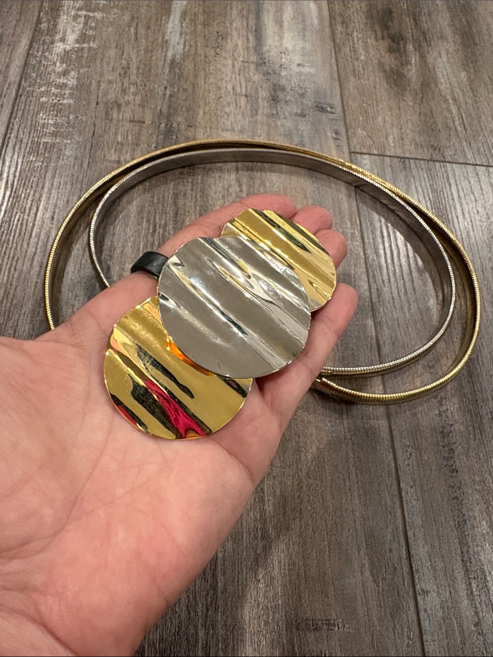 Vintage 80’s Metal Stretchy Snake Belt Shiny Gold & Silver Metallic set - Picture 2 of 9